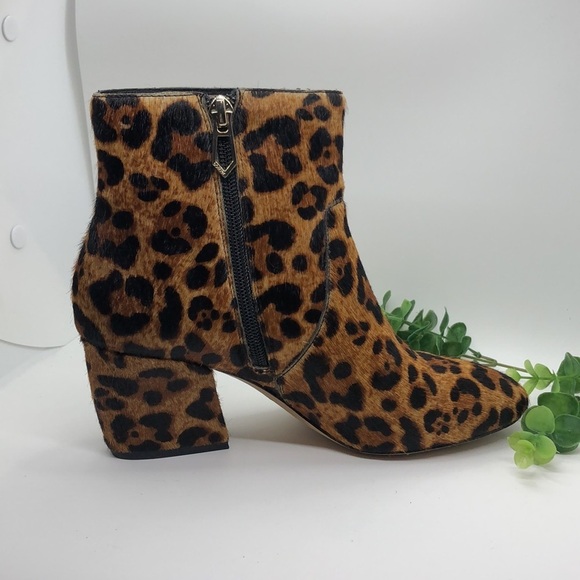 Botkier Allie Bootie - Leopard print Cow Hair Boots-Size 7.5 - Picture 6 of 9